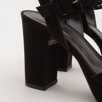 Meia pata com salto alto - PRETA