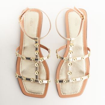 Rasteira gladiadora com tarrachas - OURO LIGTH