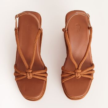 Anabela em Corda - CARAMELO