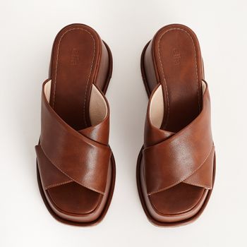 Plataforma Rústica X - CARAMELO