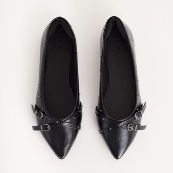 Sapatilha Tachas e Fivelas - PRETA