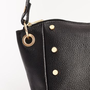Bolsa M Couro Floater Tachas - PRETA