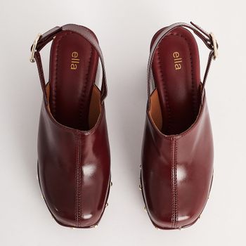 Plataforma Clog Tachas - BURGUNDY