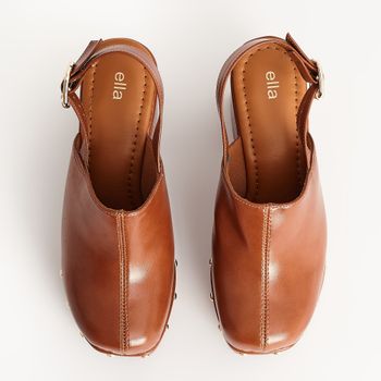 Plataforma Clog Tachas - CARAMELO