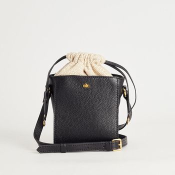 Bolsa Couro Tassel Saco - PRETA